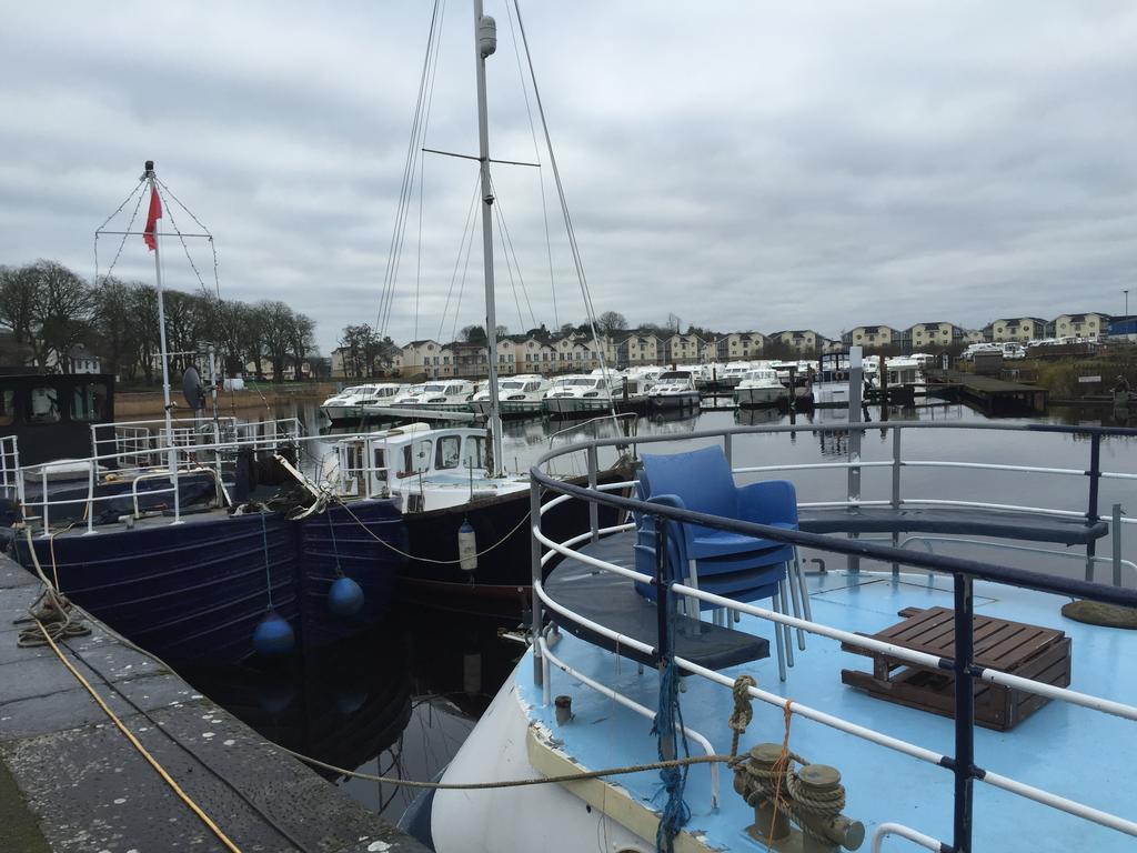 Leitrim Inn Carrick on Shannon Екстериор снимка
